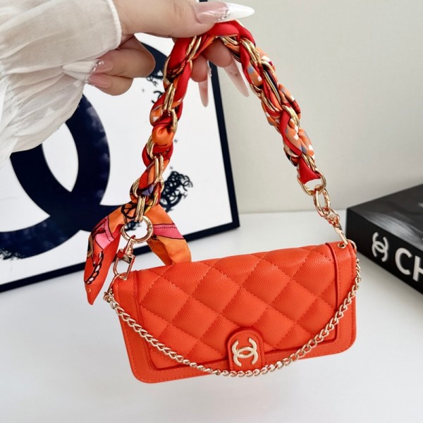 Chanel シャネルハイブランド アイフォン18pro 17air 16  pro max 15 17eギャラクシー s24 ultra s26 s25plusカバー レディースメンズ激安iphone 18 17 pro max/16 15/14 pro 17e galaxy s26 + s25 ultra s24 plusカバー ストラップ付 カード入れsamsung s25+ s24 plus s26 s23 ultraケースカバースタンド付きセレブ愛用