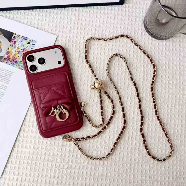 Dior ディオールiphone 18/17Pro/16/14 pro/15 pro max 16 plus 17 17eカバー ストラップ付 カード入れ韓国風セレブ愛用 iphone 18 17e 16 15 17 air アイフォン17 16 15 14 18pro maxケース ジャケットスマホケース コピーセレブ愛用全機種対応ハイブランドケース パロディiphone 18pro 17 air 16 15 14/13 pro max 17スマホケース コピー