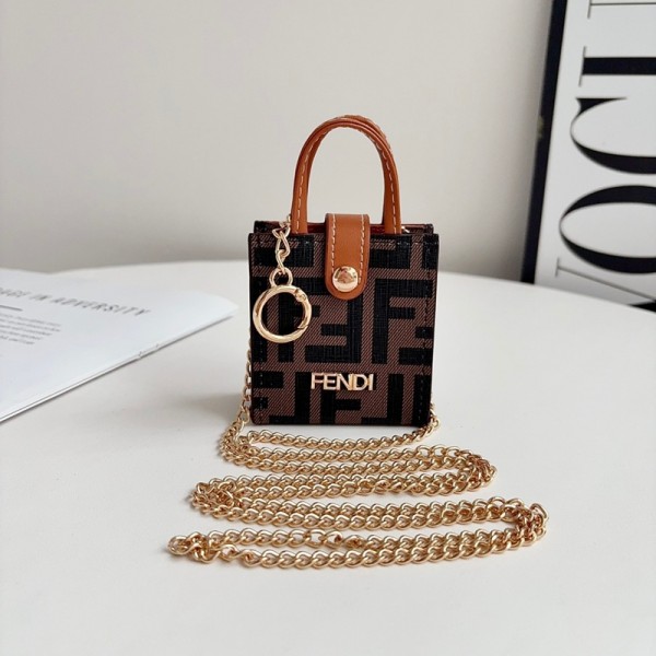 Fendi フェンディハイブランド AirPods 5 4 3 pro3 2ケースストラップ airpods 5 4 3 2 1カバー 耐衝撃 エアーポッズ 5 pro3 4プロ2ケース 激安 ブランド エアーポッズ 5  4 プロ2 3/2/1ケースブランド AirPods 5/4/3 Pro2/proケース メンズレディーズ