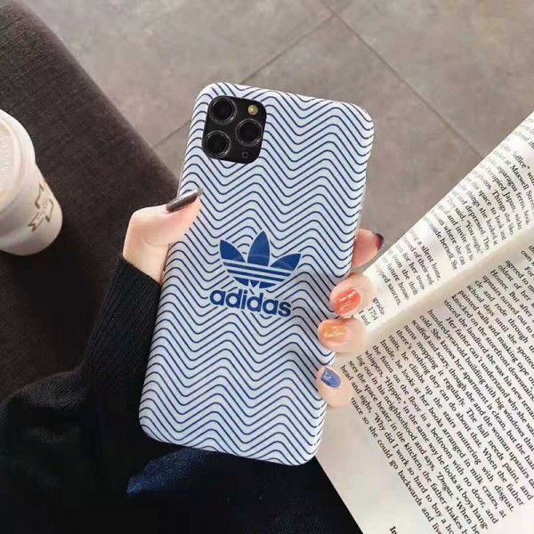 Adidas iphone12/12 pro max/12pro maxケースアディダス iphone xr/xs maxケース スポーツ風 ブランド iphone x/8/7 plus/11proケース 個性お洒落 男女兼用