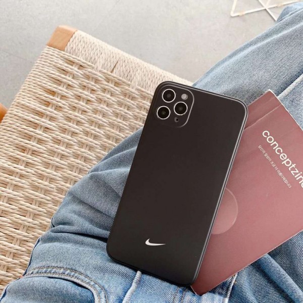 Nike/ナイキブランド iphone12mini/12pro maxケース かわいいファッション セレブ愛用激安iphone 11/x/8/7スマホケース ブランド LINEで簡単にご注文可モノグラム