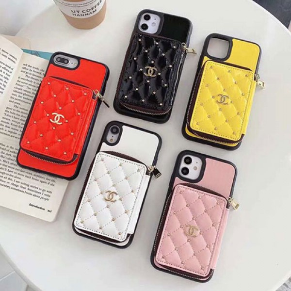 Chanel/シャネル ペアお揃い アイフォン12/12pro/12 pro maxケース iphone xs/x/8/7/se2ケースiphone 11/x/8/7スマホケース ブランド LINEで簡単にご注文可レディース アイフォンiphone xs/11/8 plusケース おまけつきアイフォン12カバー レディース バッグ型 ブランド