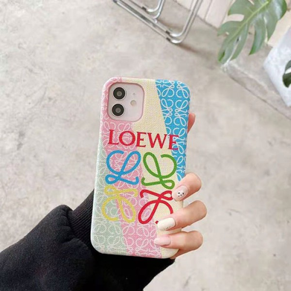 Loewe/ロエベ ブランド iphone13/13mini/13pro maxケース潮流アイフォン12/12mini/12peomaxケース 彩色モノグラム質感ファッションiphone11/11promax/se2ケース経典 IPHONE x/xr/8/7カバー芸能人愛用大人気メンズレデイーズ