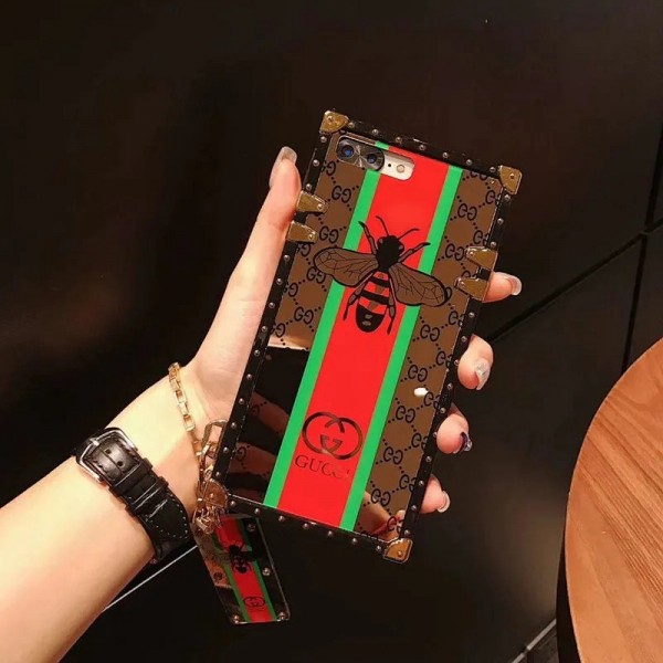 Lv/Gucci ファッション セレブ愛用 iphone12/12mini/12pro max galaxy note20ケース Burberry MCM激安レディース クロムハーツ  HUAWEI p40/p40pro mate30/30proケース おまけつきジャケット型 iphone12/xs/11/8 plusケース 高級 人気iphone 12ケース ファッション