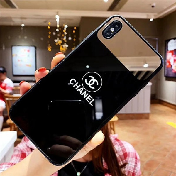 Chanel/シャネルブランド iphone13/13mini/13promaxケース 激安アイフォン12/12mini/12pro/12pro maxカバー ファッション経典 メンズレディースiphone11/11 pro/11 pro max/se2ケース おまけつきバッグ型 芸能人愛用 メンズ レディーズ