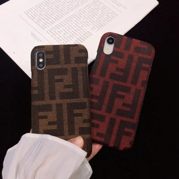 Fendi ビジネス ストラップ付きシンプル iphone12/12mini/12pro/12promaxース ジャケットiphone x/8/7 plus/se2/11proケース大人気iphone 12ケース ファッション