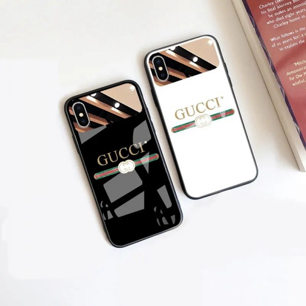 Gucci/グッチ iphone12/12mini/12pro/12promaxケース ビジネス ストラップ付きレディース アイフォiphone12/xs/11/8 plusケース おまけつきジャケット型 2020 iphone12ケース 高級 人気