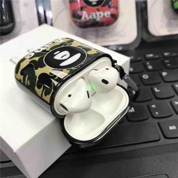 Supreme/シュプリームブランド AirPods 1/2/ProケースAape 運動風 ワイヤレス airpodsカバー エーエイプ全面保護 オシャレ脱着簡単 エアーポッズ プロ イヤホーンケース 充電対応 カラビナ付き落下防止モノグラム 防水シリコン製 防塵