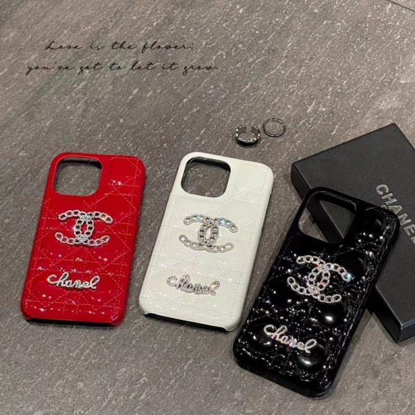 Chanel シャネルおしゃれiphone 15 2023 14 13 12 xr xs 8/7 plusケース iphone 14 15 plusケースカバースタンド付きセレブ愛用全機種対応ハイブランドケース パロディiphone14/13 pro max スマホケース コピー