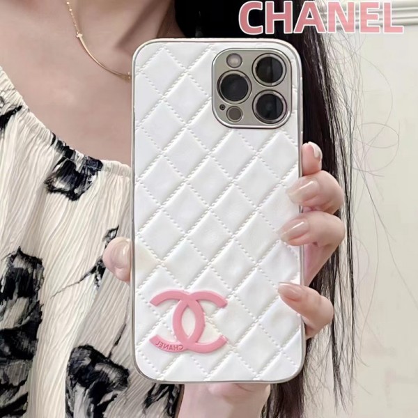 Chanel シャネルブランドiphone 14 plus 15 pro maxケースiphone 14 15 plusケースカバースタンド付き韓国風セレブ愛用 iphone 15 アイフォン 15 14 13pro maxケース ジャケットスマホケース コピーiphone14/13 pro max スマホケース コピー