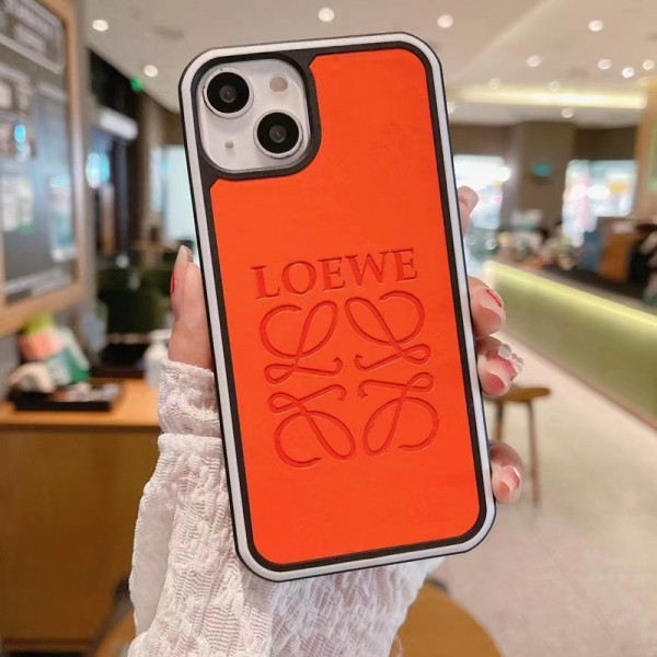LOEWE ロエベiphone 17Pro/16/14 pro/15 pro max 16 plus カバー ストラップ付 カード入れiphone16 17 pro air 14 15 16 plusケースカバースタンド付き韓国風セレブ愛用 iphone 16 15 17 air アイフォン17 16 15 14 13pro maxケース ジャケットスマホケース コピーiphone17 air 16 15 14/13 pro max スマホケース コピー
