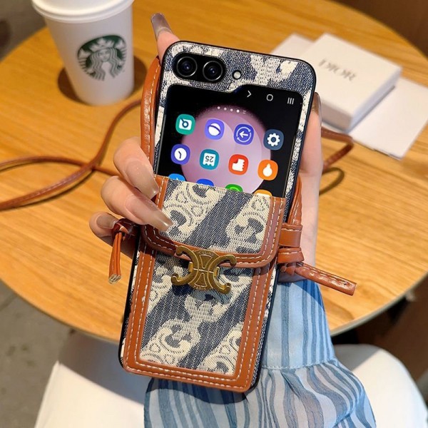 CELINE セリーヌ折り畳み可ギャラクシー z fold6 5 4 3ケース 革製galaxy fold6 5 4 3 2ケースカバースタンド付き韓国風セレブ愛用 galaxy z flip6 5 4 3ケース ジャケットスマホケース コピーgalaxy z fold 6 5 4 3スマホケース コピー