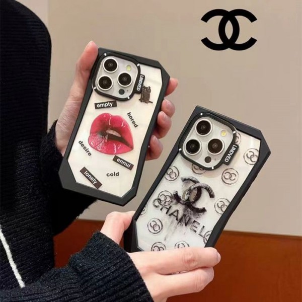 Chanel シャネルハイブランド アイフォン15 14+ 13 pro max レディースメンズ激安iphone 14 15 plusケースカバースタンド付き韓国風セレブ愛用 iphone 15 アイフォン 15 14 13pro maxケース ジャケットスマホケース コピーiphone14/13 pro max スマホケース コピー