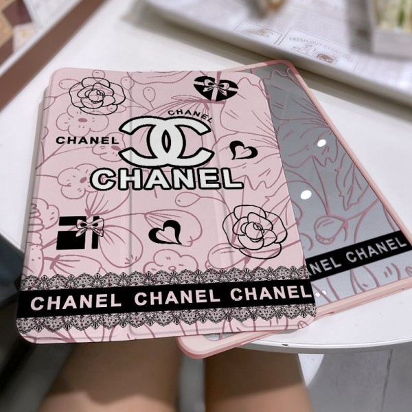 Chanel シャネルブランドIpad 10 2022ケース手帳型 IPadミニ6/5/4ケースカバー ブランドパロディメンズ レディースアイパッドエア1/2/3/4/5/6ケースブラント IPad Air 10.5インチケース コピー