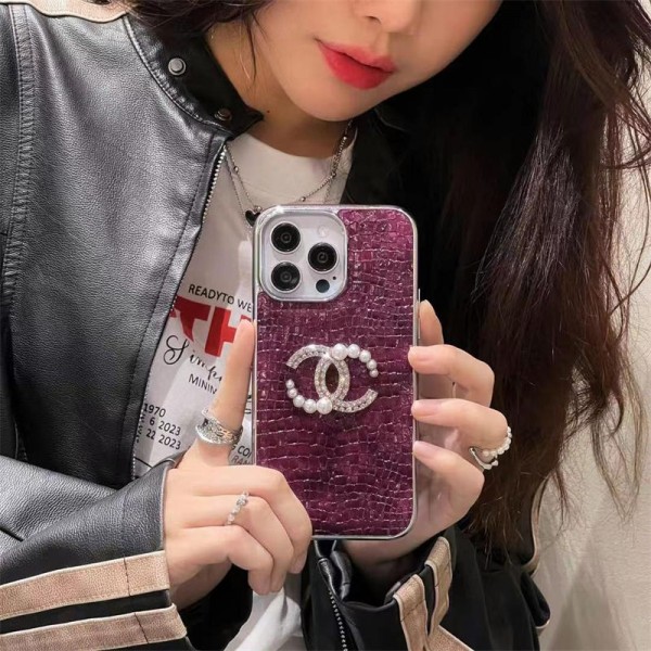 Chanel シャネルハイブランド アイフォン16 plus15 14+ 16 pro maxケース レディースメンズ激安iphone 16/14 pro/15 pro max 16 plus カバー ストラップ付 カード入れセレブ愛用全機種対応ハイブランドケース パロディiphone16 15 14/13 pro max スマホケース コピー