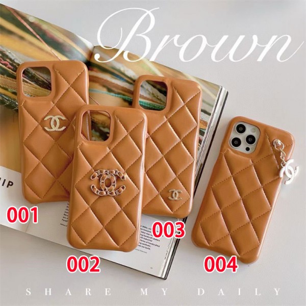 Chanel シャネルブランドiphone 16 17 15 plus 16 pro maxケースおしゃれiphone 17 16  pro max 15 14 13 12 ケース シャネル iphone16 17 pro 14 15 16 plusケースカバースタンド付きセレブ愛用全機種対応ハイブランドケース パロディ