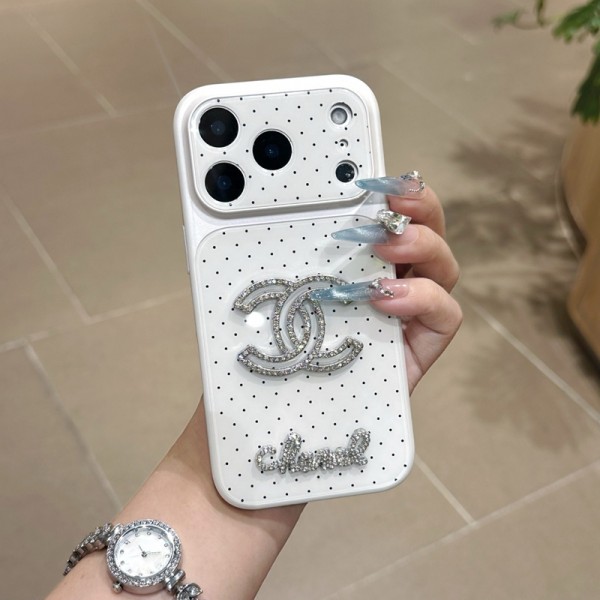 Chanel シャネルブランドiphone 16 17 pro 15 plus 16 pro max 17eケースハイブランド アイフォンair 16 plus 15 14+ 16 17pro max カバー レディースメンズ激安iphone 17Pro/16/14 pro/15 pro max 16 plus 17 17eカバー ストラップ付 カード入れセレブ愛用全機種対応ハイブランドケース パロディ