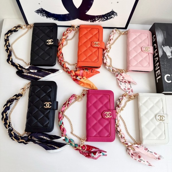 Chanel シャネルハイブランド アイフォン18pro 17air 16  pro max 15 17eギャラクシー s24 ultra s26 s25plusカバー レディースメンズ激安iphone 18 17 pro max/16 15/14 pro 17e galaxy s26 + s25 ultra s24 plusカバー ストラップ付 カード入れsamsung s25+ s24 plus s26 s23 ultraケースカバースタンド付きセレブ愛用