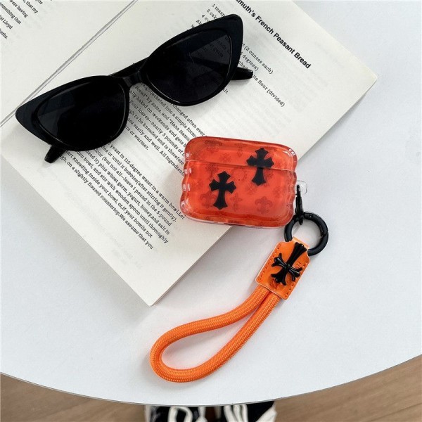 クロムハーツ Chrome Heartsハイブランド AirPods4 3 pro3 2ケースストラップ airpods4カバー 耐衝撃 エアーポッズ4プロ2ケース 激安 ブランド エアーポッズ4 プロ2 3/2/1ケースブランド AirPods 4/3 Pro2/proケース メンズレディーズ