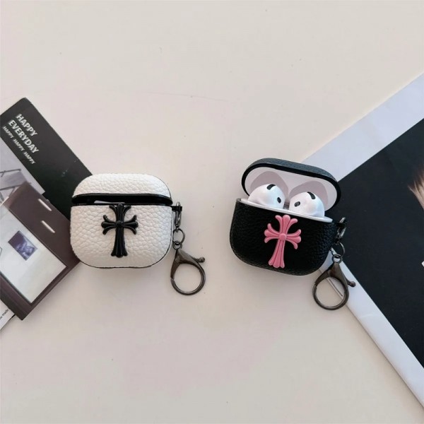 クロムハーツ Chrome Heartsハイブランド AirPods4 3 pro3 2ケースストラップ airpods4カバー 耐衝撃 エアーポッズ4プロ2ケース 激安 ブランド エアーポッズ4 プロ2 3/2/1ケースブランド AirPods 4/3 Pro2/proケース メンズレディーズ