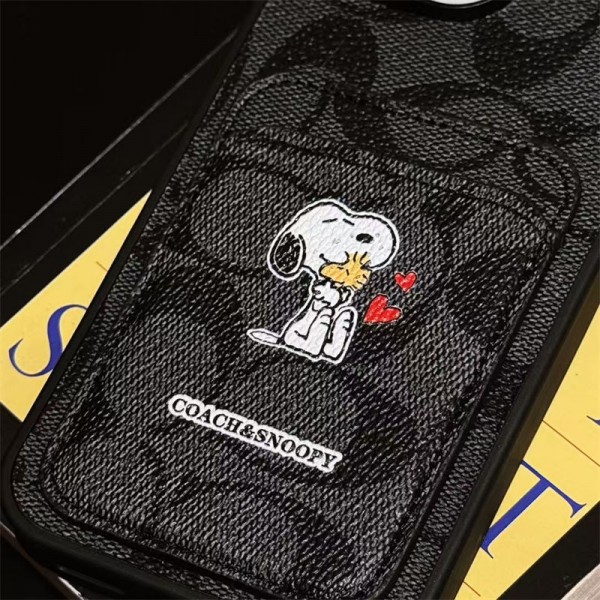 Coach コーチブランドiphone 16 17 pro 15 plus 16 pro maxケースハイブランド アイフォン16 plus15 14+ 16 17pro max カバーレディースメンズ激安おしゃれiphone 17 air 16  pro max 15 14 13 12 ケース 手帳型バッグ型iphone17 air 16 15 14/13 pro max スマホケース コピー