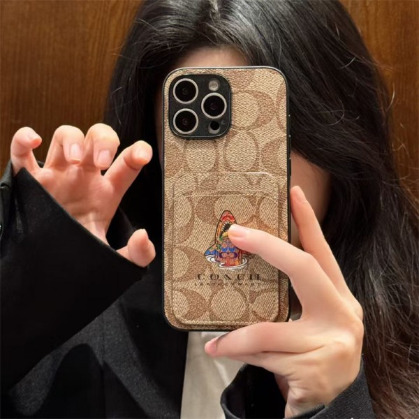 Coach コーチハイブランド アイフォン16 plus15 14+ 16 17pro max カバーレディースメンズ激安iphone 17Pro/16/14 pro/15 pro max 16 plus カバー ストラップ付 カード入れセレブ愛用全機種対応ハイブランドケース パロディiphone17 air 16 15 14/13 pro max スマホケース コピー