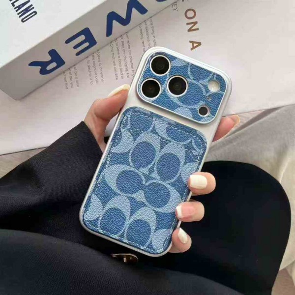 Coach コーチブランドiphone 16 17 pro 15 plus 16 pro maxケースiphone 17Pro/16/14 pro/15 pro max 16 plus カバー ストラップ付 カード入れiphone16 17 pro air 14 15 16 plusケースカバースタンド付きセレブ愛用全機種対応ハイブランドケース パロディ