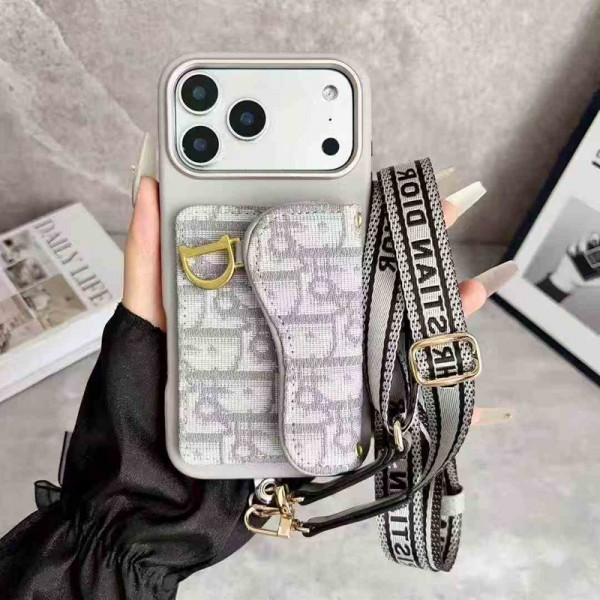 Dior ディオールブランドiphone 18 Pro max 16 17 pro 15 plus 16 pro max 17eケースハイブランド アイフォン18pro air 16 plus 15 14+ 16 17pro max カバーレディースメンズ激安iphone 18/17Pro/16/14 pro/15 pro max 16 plus 17 17eカバー ストラップ付 カード入れセレブ愛用全機種対応ハイブランドケース パロディ
