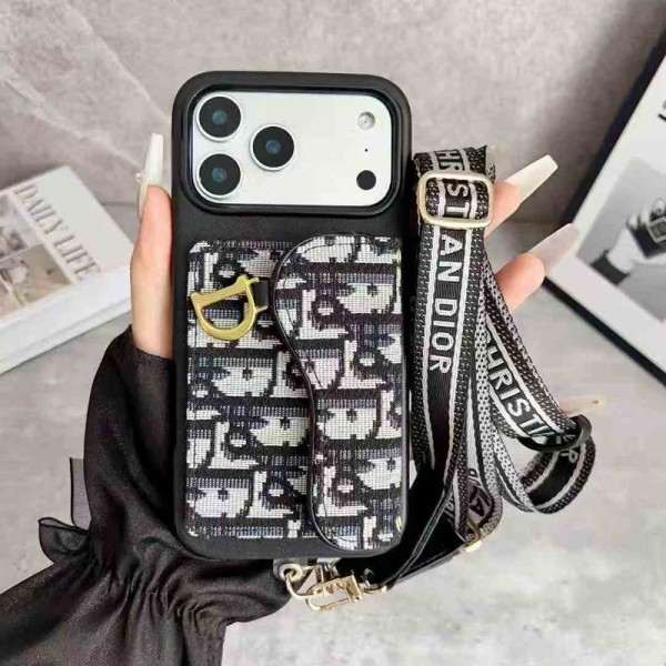 Dior ディオールブランドiphone 18 Pro max 16 17 pro 15 plus 16 pro max 17eケースハイブランド アイフォン18pro air 16 plus 15 14+ 16 17pro max カバーレディースメンズ激安iphone 18/17Pro/16/14 pro/15 pro max 16 plus 17 17eカバー ストラップ付 カード入れセレブ愛用全機種対応ハイブランドケース パロディ