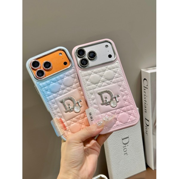 Dior ディオールiphone 18/17Pro/16/14 pro/15 pro max 16 plus 17 17eカバー ストラップ付 カード入れiphone 18pro max/16 17 pro air 14 15 16 plus 17ケースカバースタンド付きセレブ愛用全機種対応ハイブランドケース パロディiphone 18pro 17 air 16 15 14/13 pro max 17スマホケース コピー