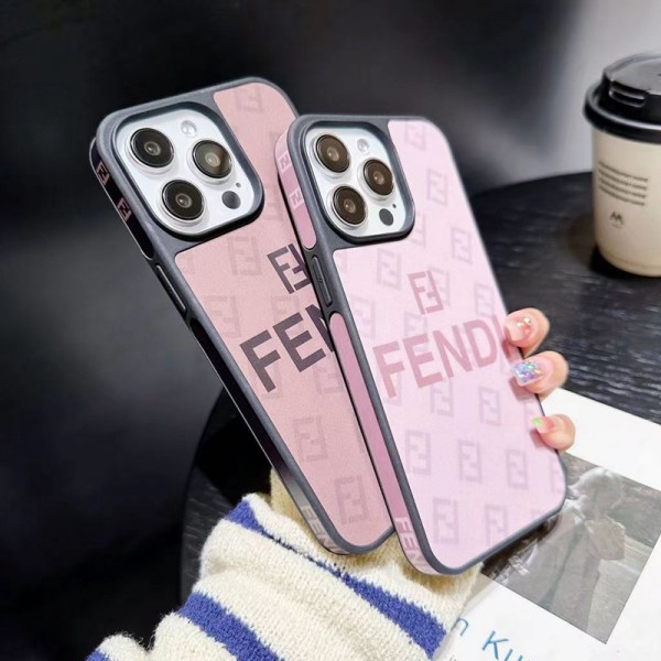 Fendi フェンデイブランドiphone 14 plus 15 pro maxケースiphone 14 15 plusケースカバースタンド付きセレブ愛用全機種対応ハイブランドケース パロディiphone14/13 pro max スマホケース コピー