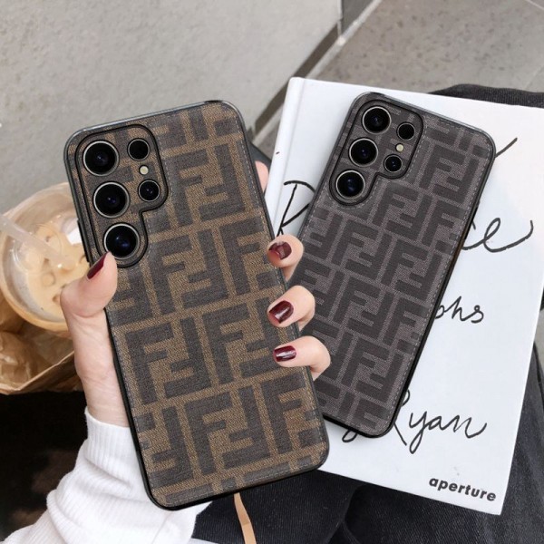 Fendi フェンデイハイブランド アイフォン14 15+ ギャラクシー s23 ultra s23 plus レディースメンズ激安おしゃれgalaxy s23 s22 s21 plus ultra サムソンnote20ケース 手帳型バッグ型韓国風セレブ愛用 ギャラクシー s23 ultra アイフォン 15 14 pro maxケース ジャケットスマホケース コピーgalaxy s23 ultra plus s22スマホケース コピー