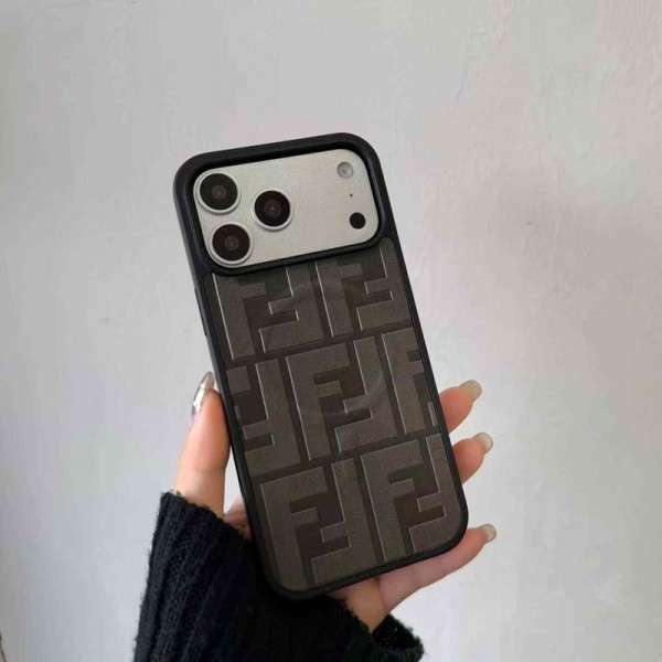Fendi フェンディブランドiphone 16 17 pro 15 plus 16 pro max 17eケースiphone16 17 pro air 14 15 16 plus 17ケースカバースタンド付き韓国風セレブ愛用 iphone 17e 16 15 17 air アイフォン17 16 15 14 13pro maxケース ジャケットスマホケース コピーセレブ愛用全機種対応ハイブランドケース パロディ