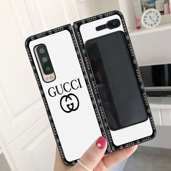 Gucci/グッチブランド交換用カバーGalaxy zflip/Z Fold 2ケース シンプル設計W20/21/22 モノグラム流行折畳みギャラクシー ゼット Z フリップ保護ケースGUCCIジャケット型 F9000ギャラクシー Z Flip/Z Foldスマホケース 質感黒白デザイン Flip フォールド Fold カバー芸能人愛用メンズレデイーズ 