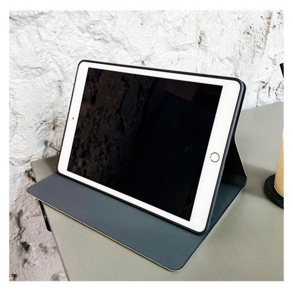 Gucci グッチブランドIpad 10 2022ケースアイパッド10th pro 11インチ 12.9インチカバーメンズ レディースアイパッドエア1/2/3/4/5/6ケースブラント IPad Air 10.5インチケース コピー