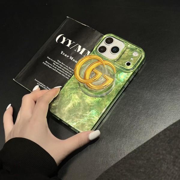 Gucci グッチブランドiphone 16 17 pro 15 plus 16 pro maxケースiphone 17Pro/16/14 pro/15 pro max 16 plus カバー ストラップ付 カード入れ韓国風セレブ愛用 iphone 16 15 17 air アイフォン17 16 15 14 13pro maxケース ジャケットスマホケース コピーiphone17 air 16 15 14/13 pro max スマホケース コピー