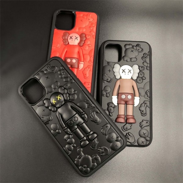 Kaws カウズブランドiphone 16 15 plus 16 pro maxケースiphone 16/14 pro/15 pro max 16 plus カバー ストラップ付 カード入れセレブ愛用全機種対応ハイブランドケース パロディiphone16 15 14/13 pro max スマホケース コピー