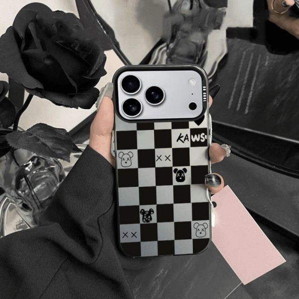 Kaws カウズブランドiphone 16 17 pro 15 plus 16 pro maxケースおしゃれiphone 17 air 16  pro max 15 14 13 12 ケース iphone 17Pro/16/14 pro/15 pro max 16 plus カバー ストラップ付 カード入れ韓国風セレブ愛用 iphone 16 15 17 air アイフォン17 16 15 14 13pro maxケース ジャケットスマホケース コピー