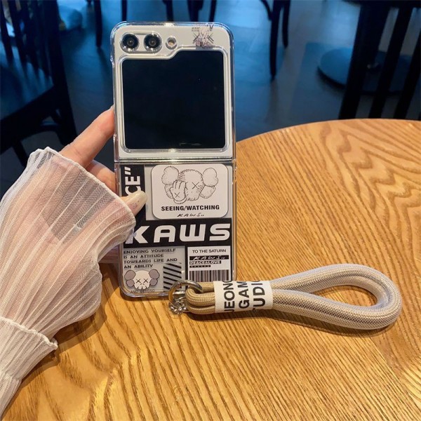Kaws カウズブランドgalaxy z flip 7 6 5 4 fold5 6 7 2025ケースgalaxy fold 7 6 5 4 3 2ケースカバースタンド付き韓国風セレブ愛用 galaxy z flip 7 6 5 4 3ケース ジャケットスマホケース コピーgalaxy z fold 7 6 5 4 3スマホケース コピー