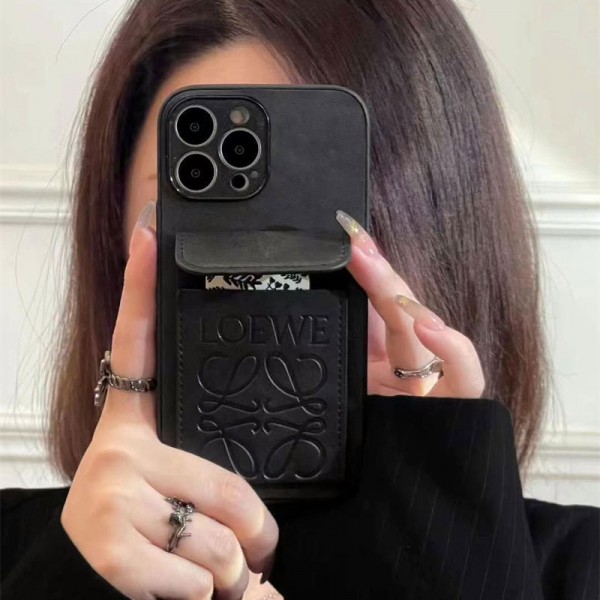 LOEWE ロエベブランドiphone 16 17 pro 15 plus 16 pro maxケースiphone 17Pro/16/14 pro/15 pro max 16 plus カバー ストラップ付 カード入れiphone16 17 pro air 14 15 16 plusケースカバースタンド付きセレブ愛用全機種対応ハイブランドケース パロディ