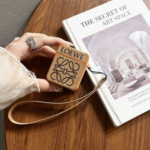 LOEWE ロエベハイブランド  AirPods4 3 pro3 2ケースストラップ airpods4カバー 耐衝撃 エアーポッズ4プロ2ケース 激安 ブランド エアーポッズ4 プロ2 3/2/1ケースブランド AirPods 4/3 Pro2/proケース メンズレディーズ