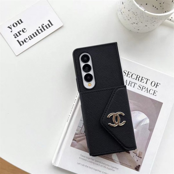 Chanel シャネルブランドgalaxy z flip 7 6 5 4 fold5 6 7 2025ケース韓国風セレブ愛用 galaxy z flip 7 6 5 4 3ケース ジャケットスマホケース コピーセレブ愛用全機種対応ハイブランドケース パロディgalaxy z fold 7 6 5 4 3スマホケース コピー