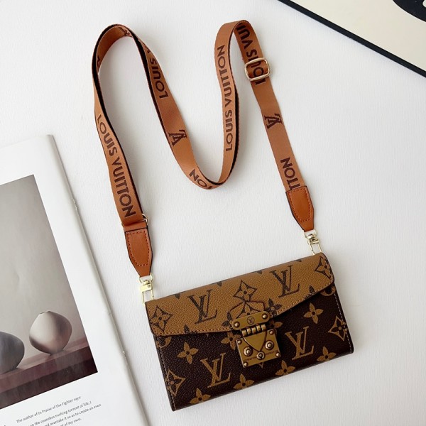 Gucci グッチブランドgalaxy s26plus s24 s25 ultraケースiphone17pro max/16 15/14 pro galaxy s26 + s25 ultra s24 plusカバー ストラップ付 カード入れsamsung s25+ s24 plus s26 s23 ultraケースカバースタンド付きgalaxy s26 s25 s24 s23 ultra plus s22スマホケース コピー