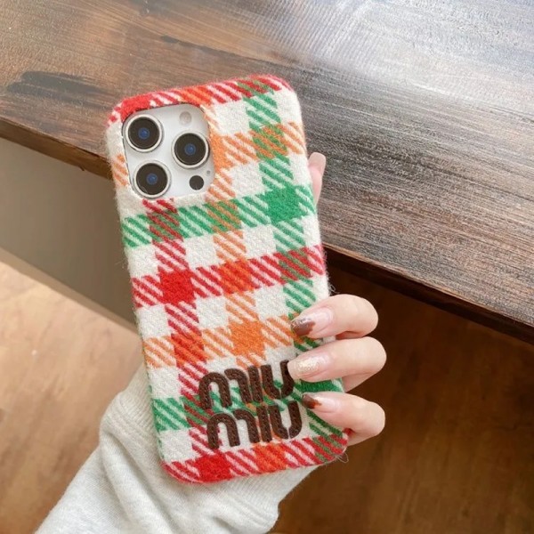 ミュウミュウ MiuMiuブランドiphone 16 17 pro 15 plus 16 pro maxケースハイブランド アイフォン16 plus15 14+ 16 17pro max カバーレディースメンズ激安セレブ愛用全機種対応ハイブランドケース パロディiphone17 air 16 15 14/13 pro max スマホケース コピー