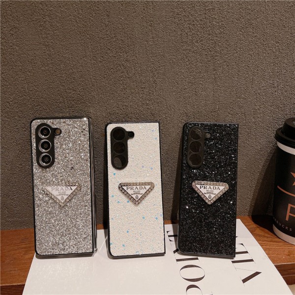 Prada プラダハイブランド サムソン galaxy z flip 1/2/3/4/5 6 fold6 5 4 3 カバーケースレディースメンズ激安galaxy fold6 5 4 3 2ケースカバースタンド付き韓国風セレブ愛用 galaxy z flip6 5 4 3ケース ジャケットスマホケース コピーセレブ愛用全機種対応ハイブランドケース パロディ
