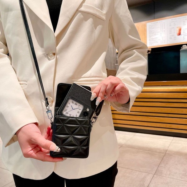 Prada プラダブランドgalaxy z flip 7 6 5 4 fold5 6 7 2025ケースgalaxy fold 7 6 5 4 3 2ケースカバースタンド付き韓国風セレブ愛用 galaxy z flip 7 6 5 4 3ケース ジャケットスマホケース コピーセレブ愛用全機種対応ハイブランドケース パロディ