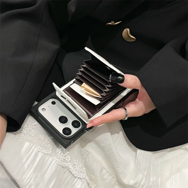 Prada プラダおしゃれiphone 17 air 16  pro max 15 14 13 12 ケース 手帳型バッグ型iphone 17Pro/16/14 pro/15 pro max 16 plus カバー ストラップ付 カード入れiphone16 17 pro air 14 15 16 plusケースカバースタンド付きiphone17 air 16 15 14/13 pro max スマホケース コピー