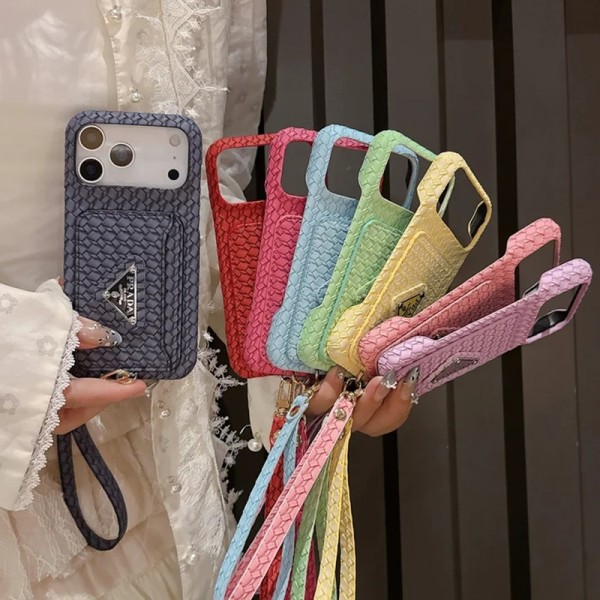 Prada プラダハイブランド アイフォン17air 16  pro max 15 ギャラクシー s24 ultra s26 s25plus レディースメンズ激安iphone17pro max/16 15/14 pro galaxy s26 + s25 ultra s24 plusカバー ストラップ付 カード入れセレブ愛用全機種対応ハイブランドiphone 17pro 16 15 pro maxケース パロディgalaxy s26 s25 s24 s23 ultra plus s22スマホケース コピー