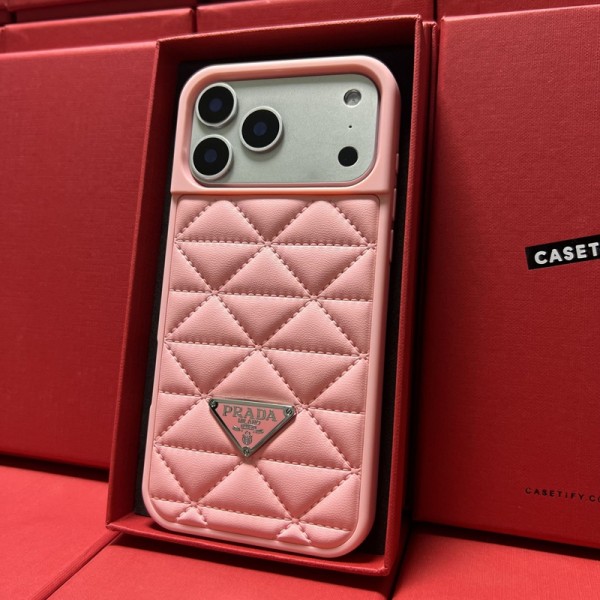 Prada プラダブランドiphone 16 17 pro 15 plus 16 pro max 17eケースハイブランド アイフォンair 16 plus 15 14+ 16 17pro max カバーレディースメンズ激安おしゃれiphone 17 air 16  pro max 15 14 13 12 17eケース 手帳型バッグ型iphone 17Pro/16/14 pro/15 pro max 16 plus 17 17eカバー ストラップ付 カード入れ