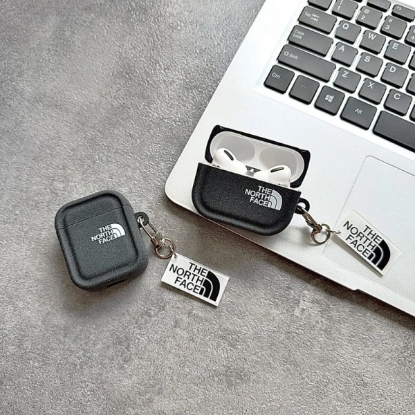 ザノースフェイス THE NORTH FACEハイブランド  AirPods4 3 pro3 2ケースストラップ airpods4カバー 耐衝撃 エアーポッズ4プロ2ケース 激安 ブランド エアーポッズ4 プロ2 3/2/1ケースブランド AirPods 4/3 Pro2/proケース メンズレディーズ